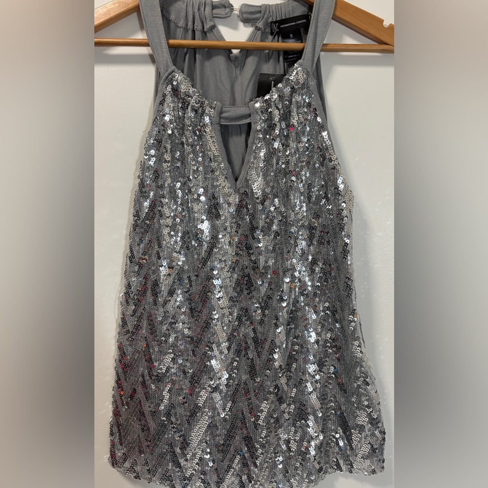 INC INTERNATIONAL CONCEPT NWT Chevron Silver Sequins Halter Top Size S